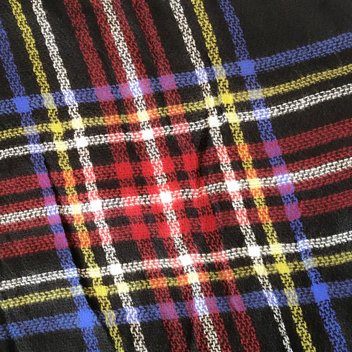 Cozy Days Plaid Blanket Scarf - Black