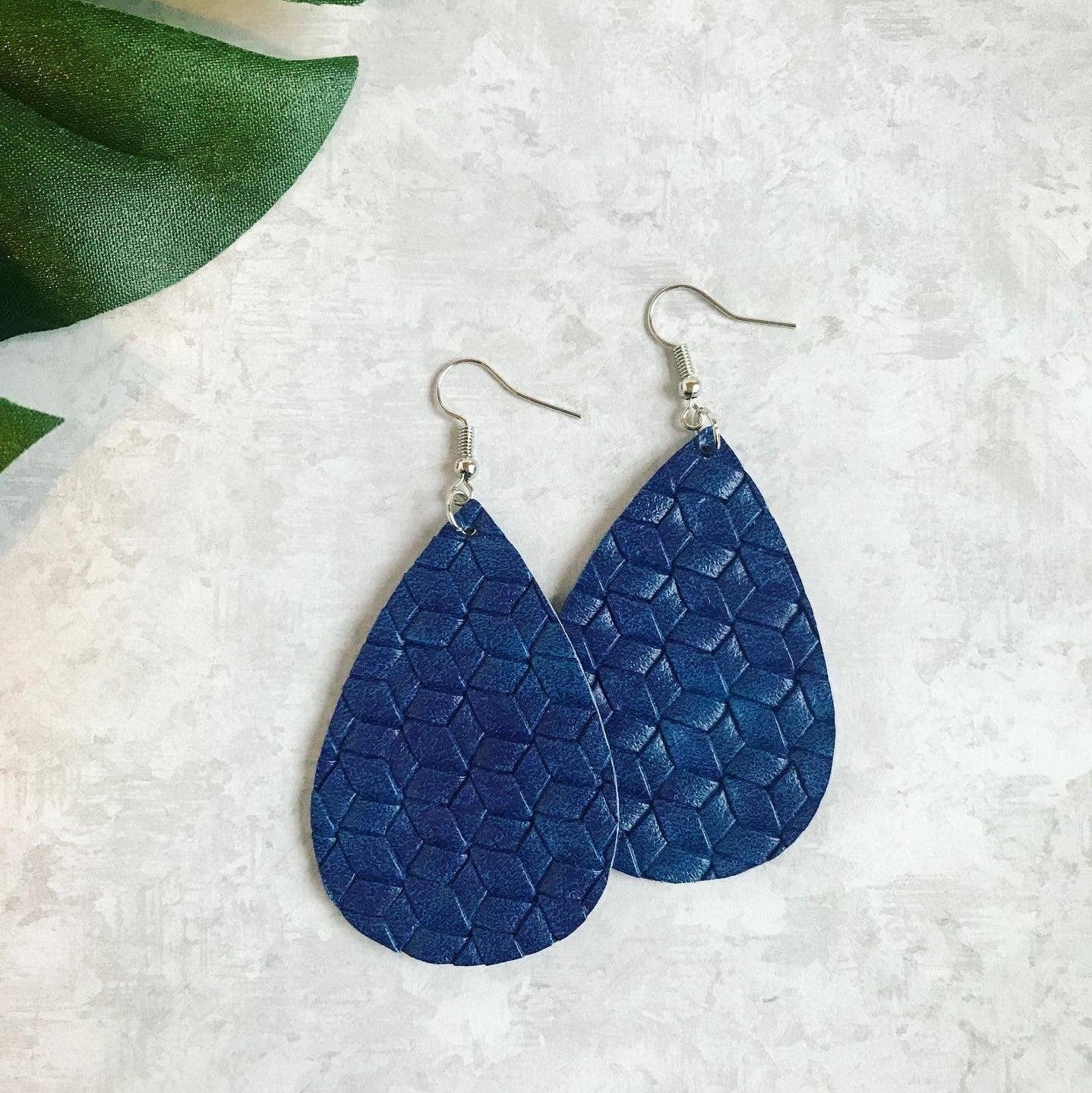 Lattice Tear Drop Earrings | 4 Colors